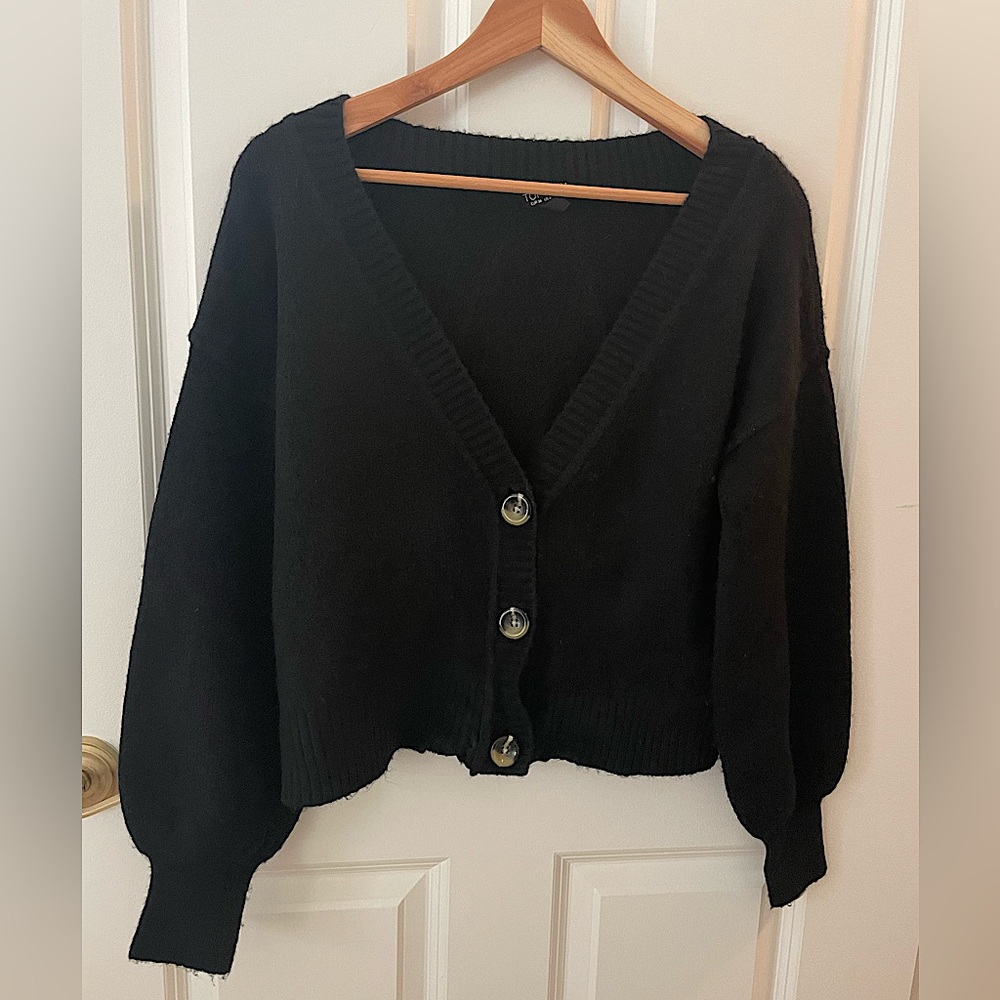 TOPSHOP SEAM-DETAIL CROPPED V CARDIGAN, 4 US